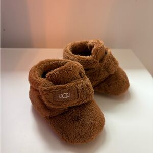 UGG Chestnut Plush Infant Booties